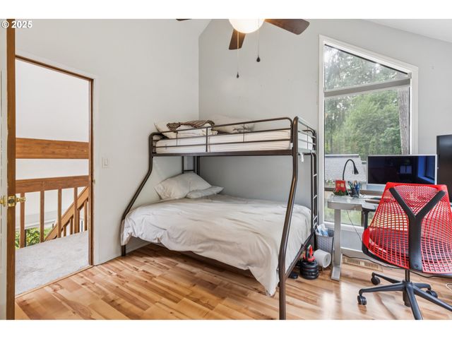 5730 Garden Ln, Olympia, WA 98502