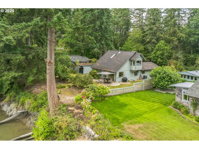 5730 Garden Ln, Olympia, WA 98502