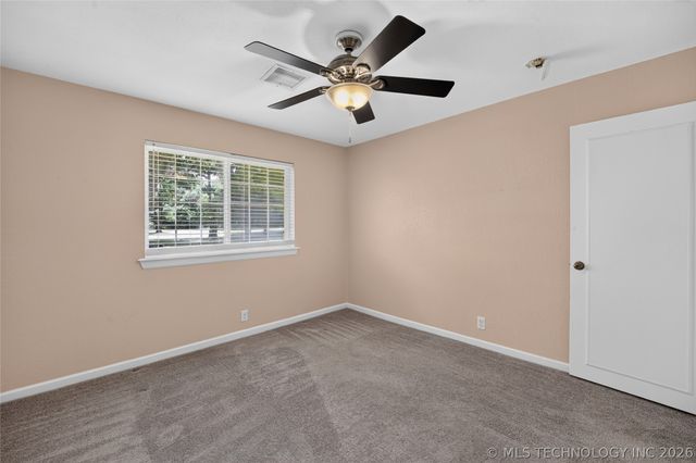 1815 Woodland Drive, Sapulpa, OK 74066