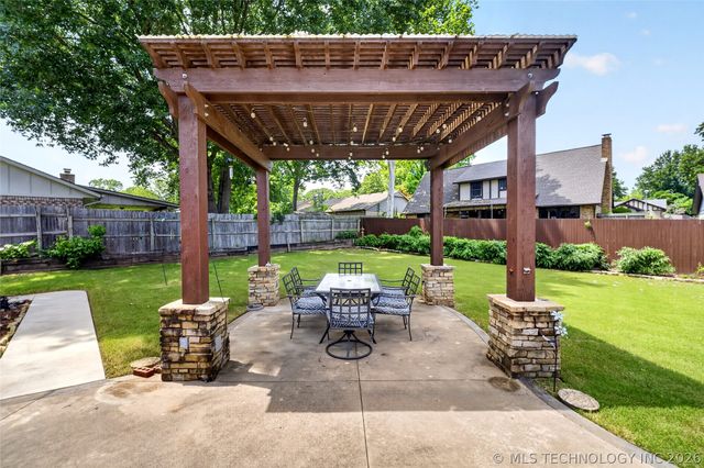 1815 Woodland Drive, Sapulpa, OK 74066