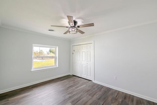 2504 Hwy 182, Raceland, LA 70394