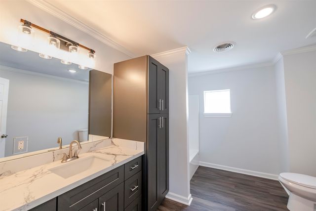 2504 Hwy 182, Raceland, LA 70394