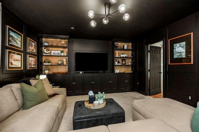5903 Meadowsweet Lane, Shawnee, KS 66226