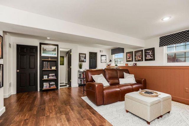 5903 Meadowsweet Lane, Shawnee, KS 66226