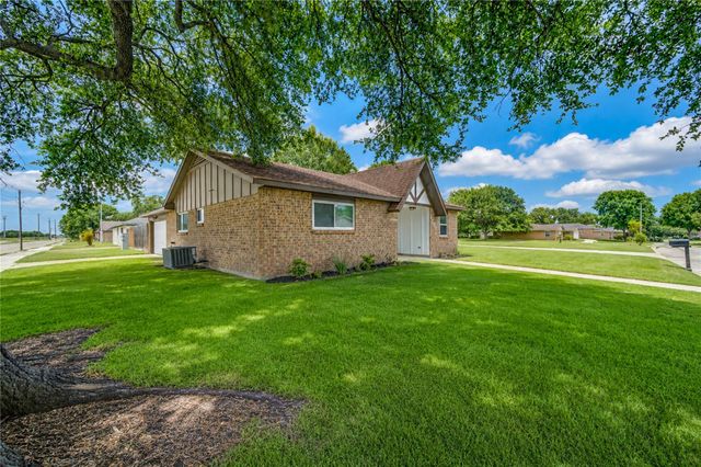 1203 Kathy Street, Pasadena, TX 77504