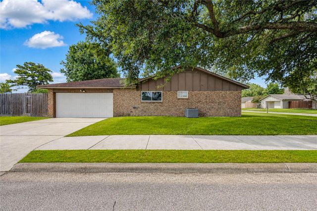 1203 Kathy Street, Pasadena, TX 77504