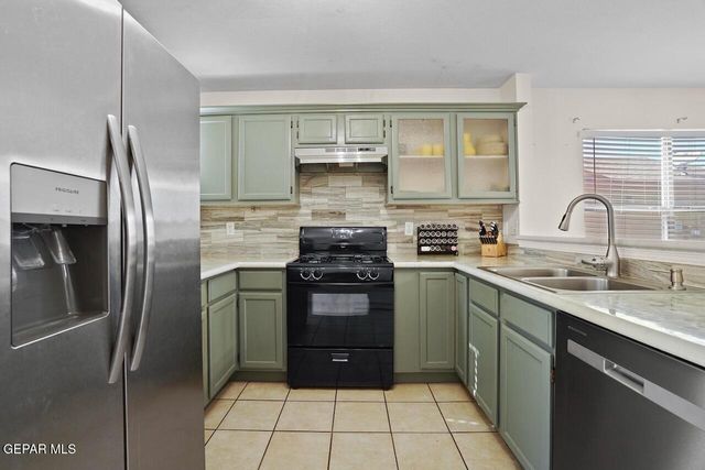 14232 CRAGGY ROCK Avenue, El Paso, TX 79938