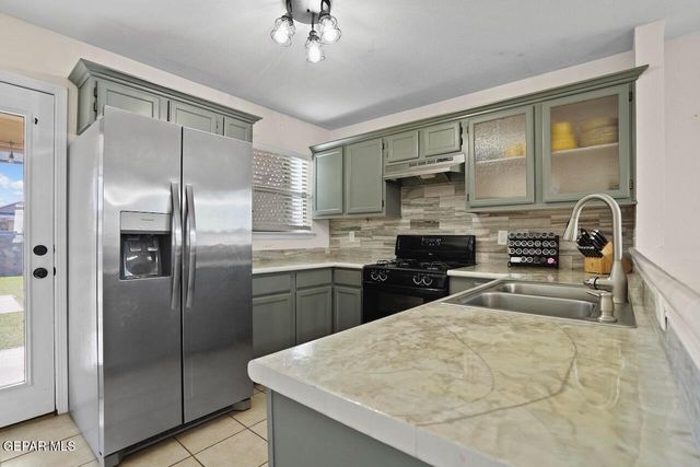 14232 CRAGGY ROCK Avenue, El Paso, TX 79938