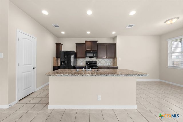 1351 Fall Cover, New Braunfels, TX 78130