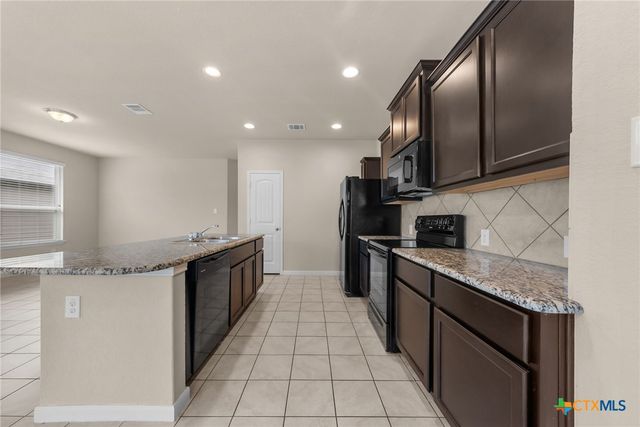 1351 Fall Cover, New Braunfels, TX 78130