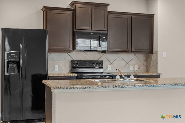 1351 Fall Cover, New Braunfels, TX 78130