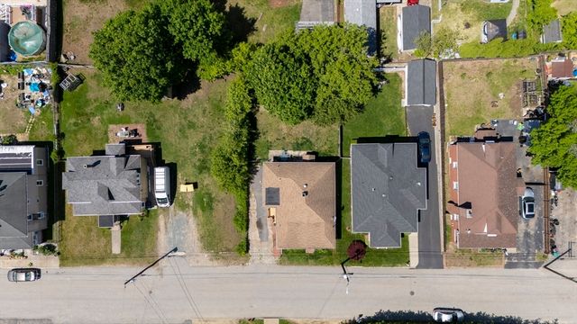 63 Loring, Woonsocket, RI 02895