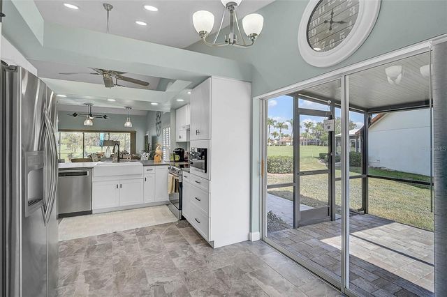 4934 CLUBVIEW COURT E, Bradenton, FL 34203