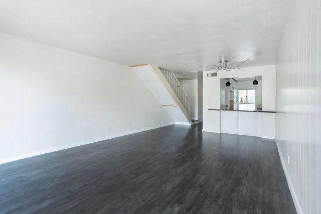 5700 Baltimore Drive 16, La Mesa, CA 91942