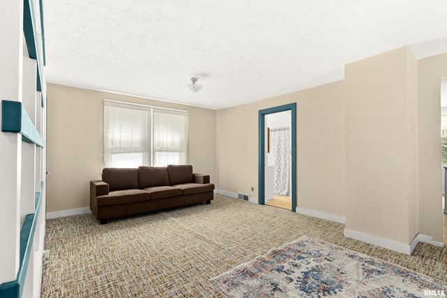 308 E MCCLURE Avenue, Peoria, IL 61603