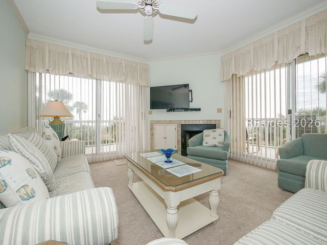 77 Ocean Ln Apt 113, Hilton Head Island, SC 29928