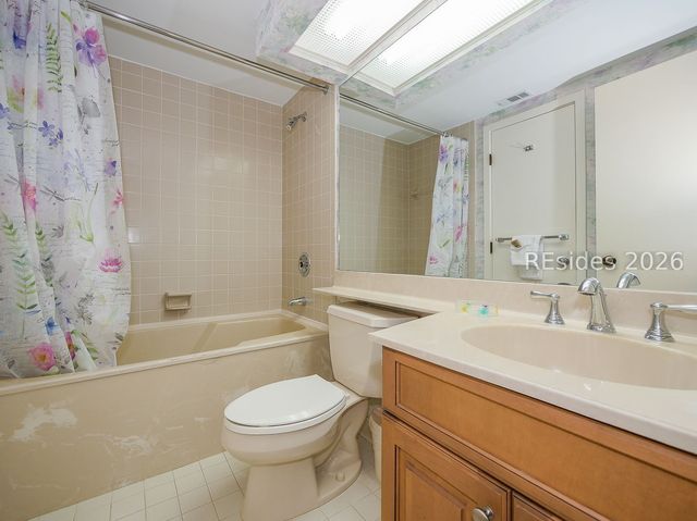 77 Ocean Ln Apt 113, Hilton Head Island, SC 29928