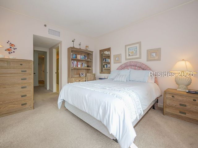 77 Ocean Ln Apt 113, Hilton Head Island, SC 29928