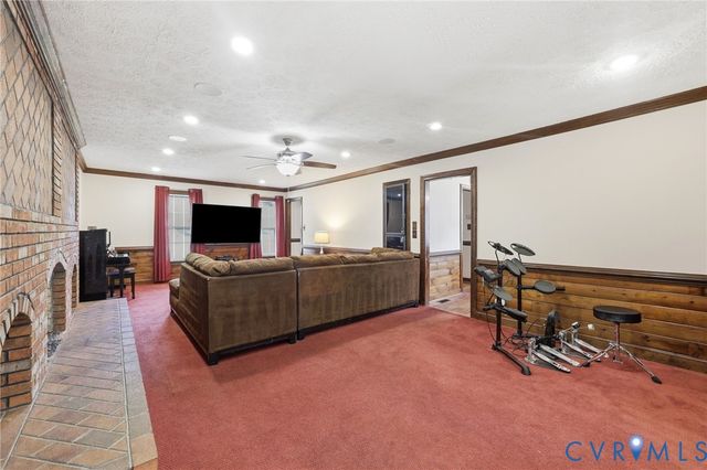 6824 Gateline Dr, North Chesterfield, VA 23234