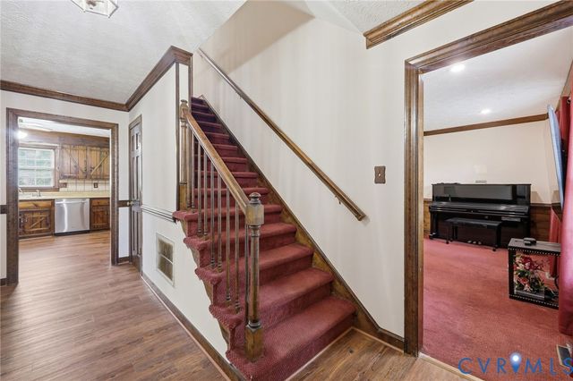 6824 Gateline Dr, North Chesterfield, VA 23234