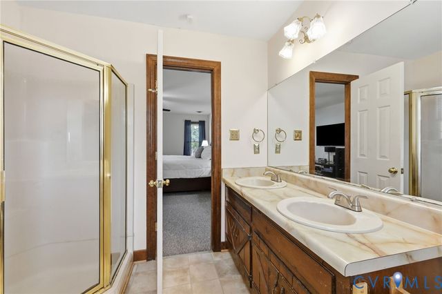 6824 Gateline Dr, North Chesterfield, VA 23234