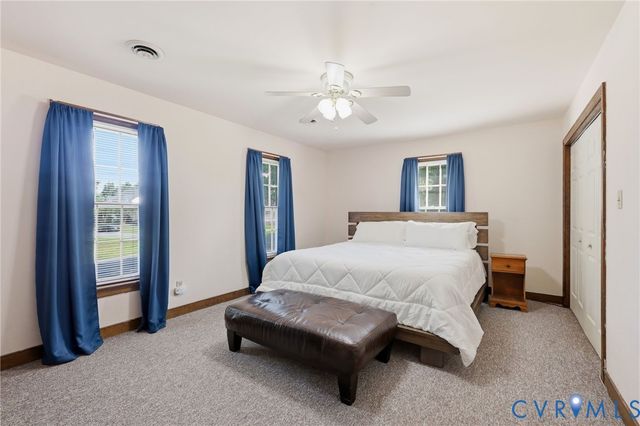 6824 Gateline Dr, North Chesterfield, VA 23234