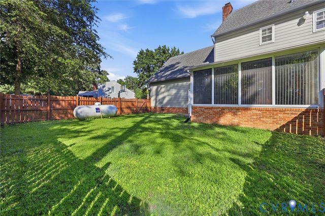 6824 Gateline Dr, North Chesterfield, VA 23234