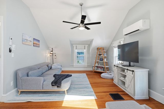 16 Billows St 2, Winthrop, MA 02152