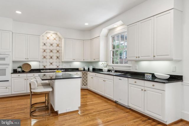 4819 KEMBLE PL NW, Washington, DC 20007