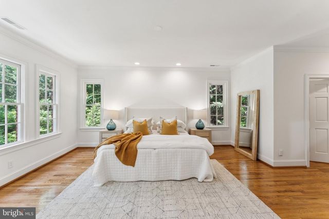 4819 KEMBLE PL NW, Washington, DC 20007