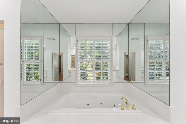 4819 KEMBLE PL NW, Washington, DC 20007