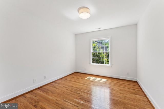 4819 KEMBLE PL NW, Washington, DC 20007