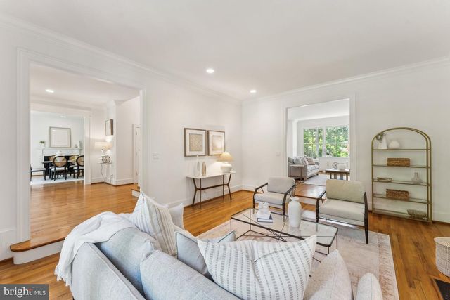 4819 KEMBLE PL NW, Washington, DC 20007