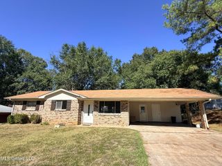 2270 Napoleon Avenue, Pearl, MS 39208