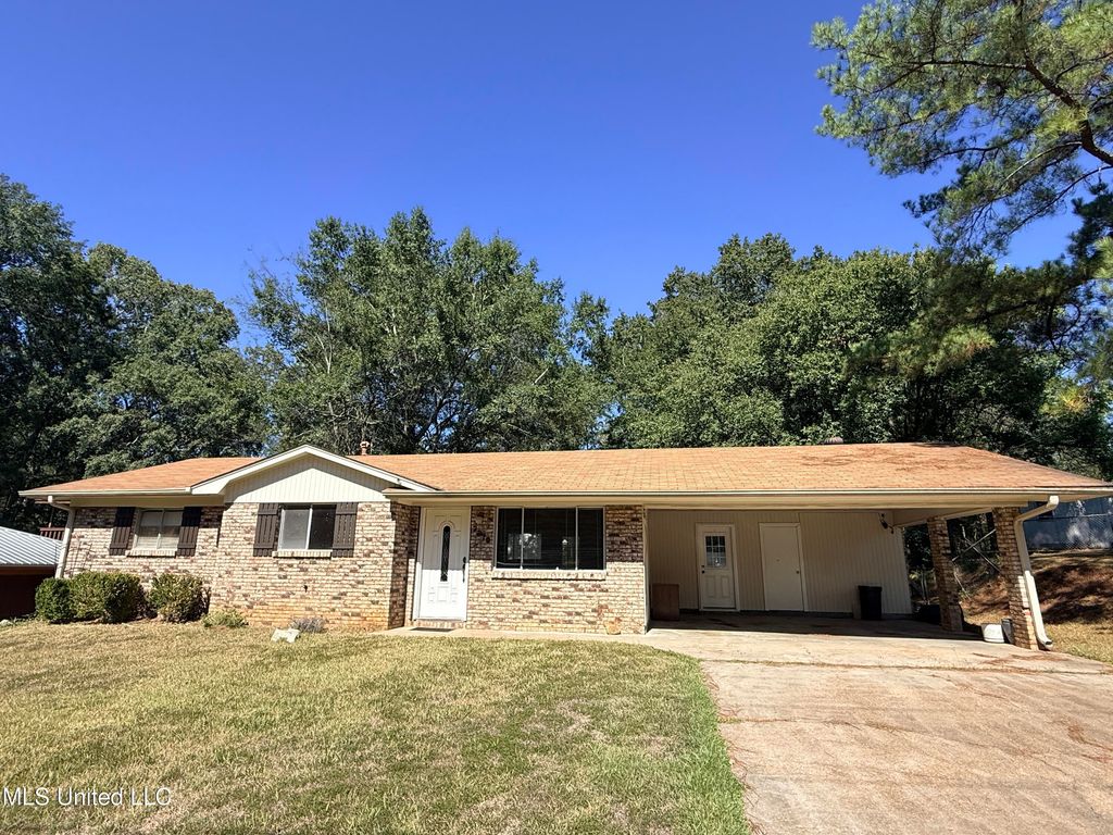 2270 Napoleon Avenue, Pearl, MS 39208