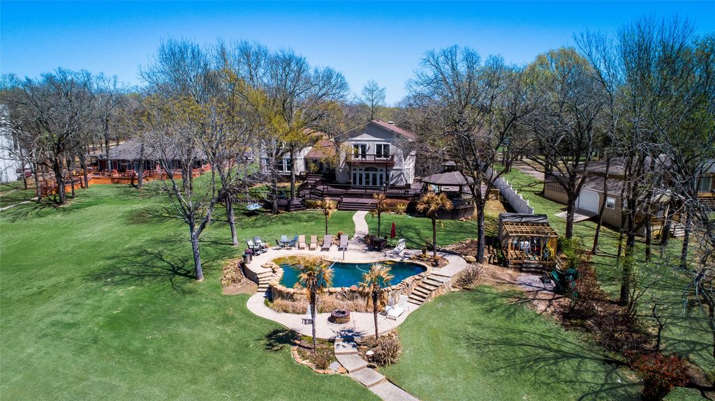 114 Hulan Drive, Kerens, TX 75144