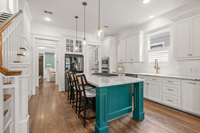 316 W 17th Street, Houston, TX 77008