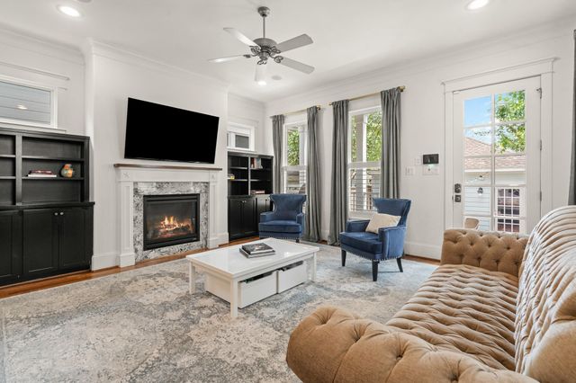 316 W 17th Street, Houston, TX 77008