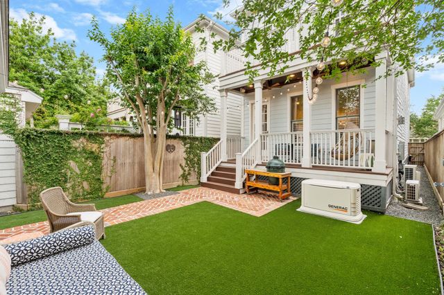 316 W 17th Street, Houston, TX 77008