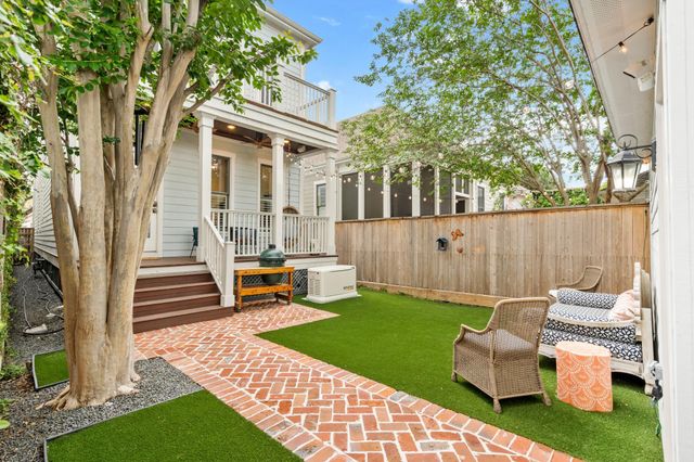 316 W 17th Street, Houston, TX 77008