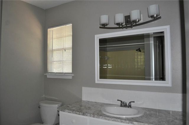 3306 B Doolin DR, Austin, TX 78704