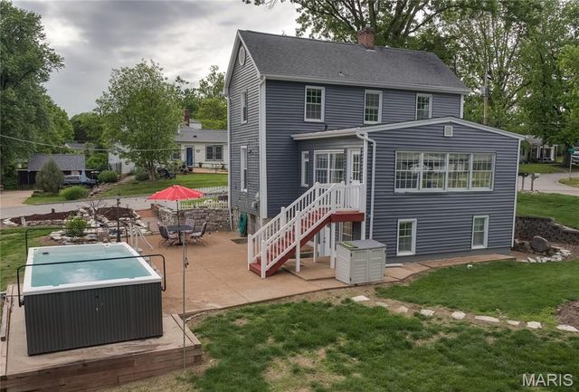 512 Ziercher Street, St Louis, MO 63132