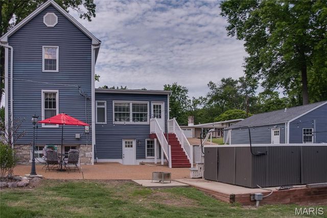512 Ziercher Street, St Louis, MO 63132