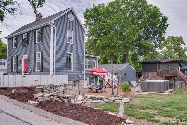 512 Ziercher Street, St Louis, MO 63132