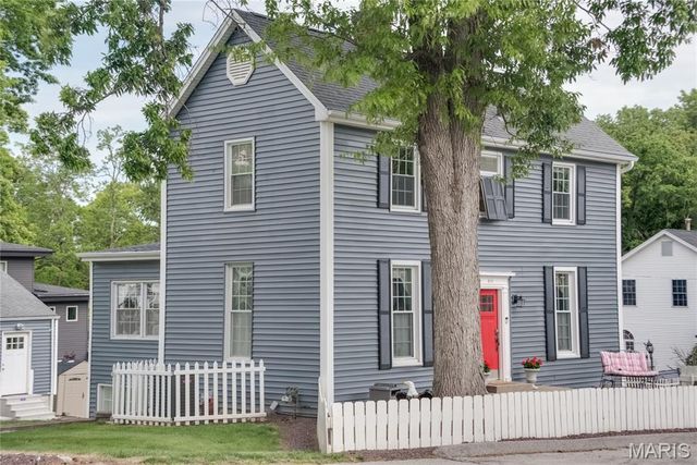 512 Ziercher Street, St Louis, MO 63132