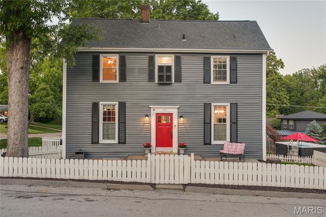 512 Ziercher Street, St Louis, MO 63132