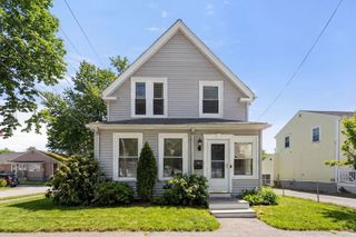 62 Maple St, Melrose, MA 02176