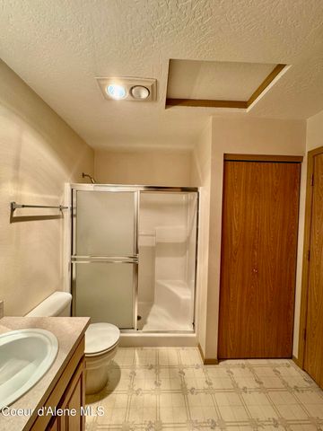 941 W WOODLAWN DR, Hayden, ID 83835