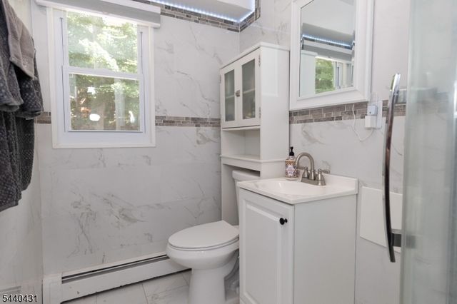 115 Leland Trl, Hopatcong Boro, NJ 07843