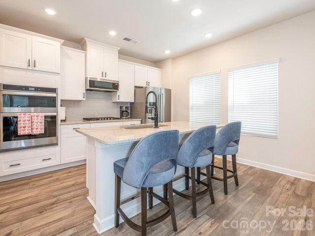 524 Cranford Drive, Pineville, NC 28134